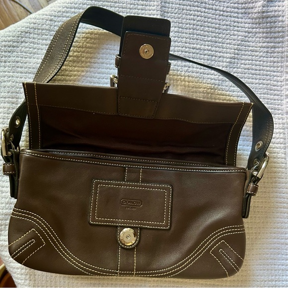 VINTAGE Y2K NWOT Coach “Soho” 9247 Brown Leather Bag - Picture 4 of 5